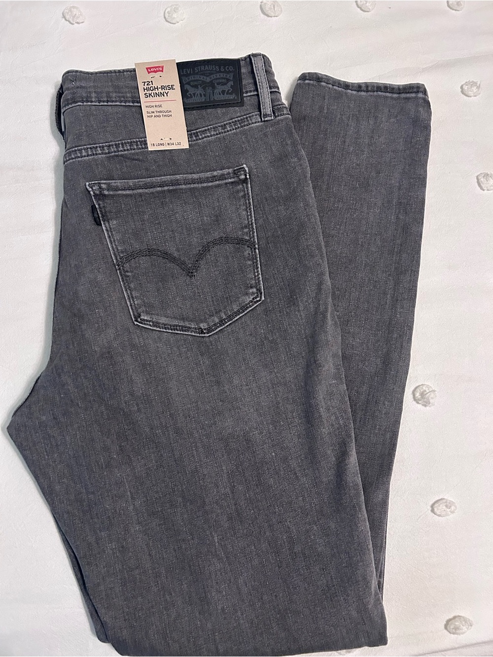 Levi's Women’s Skinny Jeans in Charcoal Gray Wash